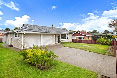 Photo of property in 42 Ray Small Drive, Pahurehure, Papakura, 2113