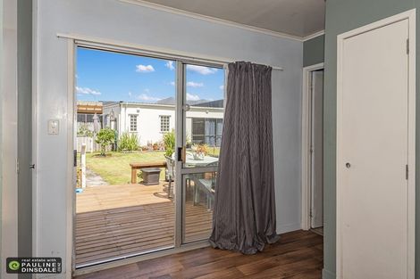 Photo of property in 6 North Street, Woodhill, Whangarei, 0110
