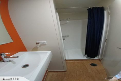 Photo of property in Empire Apartments, 1327/21 Whitaker Place, Grafton, Auckland, 1010