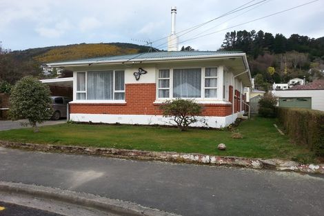 Photo of property in 32 Ainslee Place, North East Valley, Dunedin, 9010