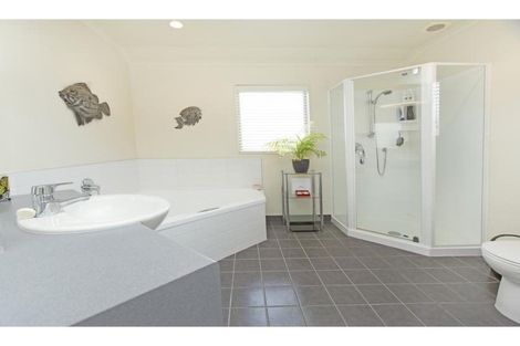 Photo of property in 11 Clansman Terrace, Gulf Harbour, Whangaparaoa, 0930