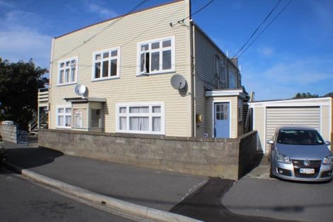 Photo of property in 27 Trent Street, Island Bay, Wellington, 6023