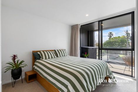 Photo of property in 8/2 Tahuhu Road, Mount Wellington, Auckland, 1062