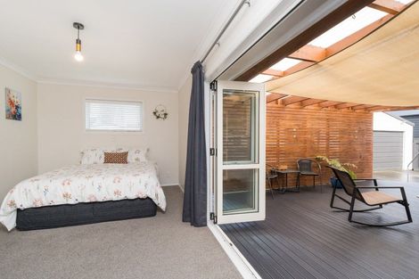 Photo of property in 14 Pitama Road, Awapuni, Palmerston North, 4412