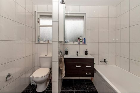 Photo of property in 3 Myers Place, Tamatea, Napier, 4112