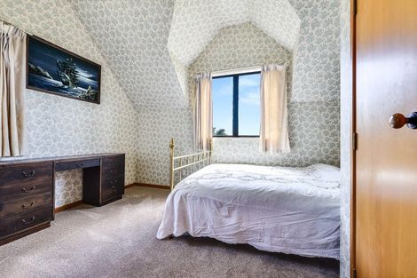 Photo of property in 12 Grassy Downs Place, St Andrews, Hamilton, 3200