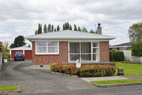 Photo of property in 11 Fairbrother Street, Carterton, 5713