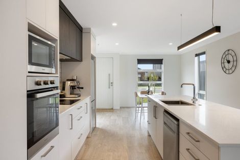 Photo of property in 9 Empire Crescent, Papamoa, 3118