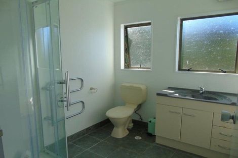 Photo of property in 48 Percy Dyett Drive, Karori, Wellington, 6012