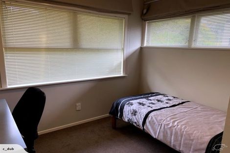 Photo of property in 91 Godley Road, Green Bay, Auckland, 0604
