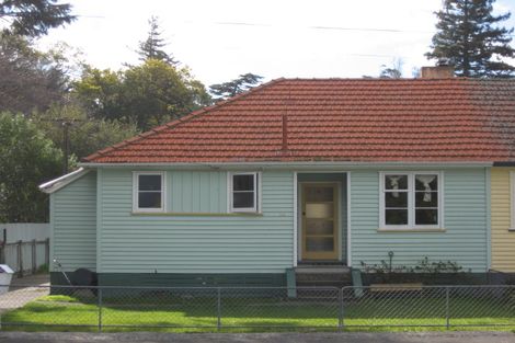 Photo of property in 26 Waverley Street, Waipawa, 4210