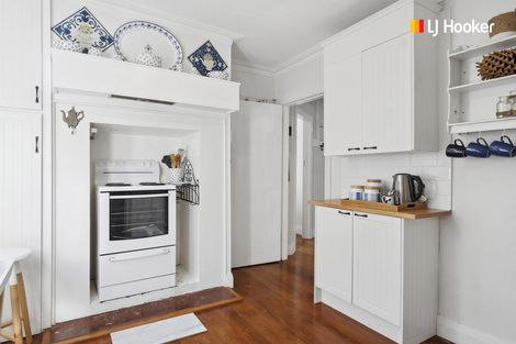 Photo of property in 35 Oxley Crescent, Broad Bay, Dunedin, 9014