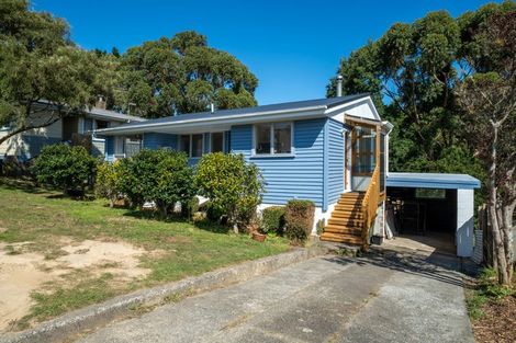 Photo of property in 33 Waihemo Street, Waitangirua, Porirua, 5024