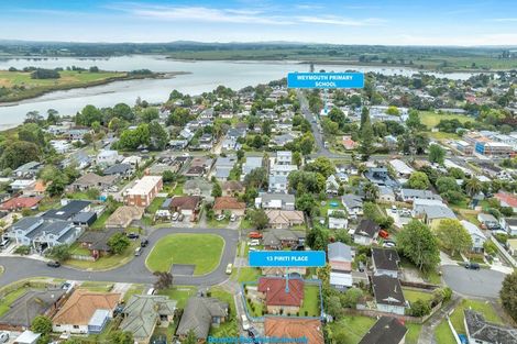 Photo of property in 13 Piriti Place, Weymouth, Auckland, 2103