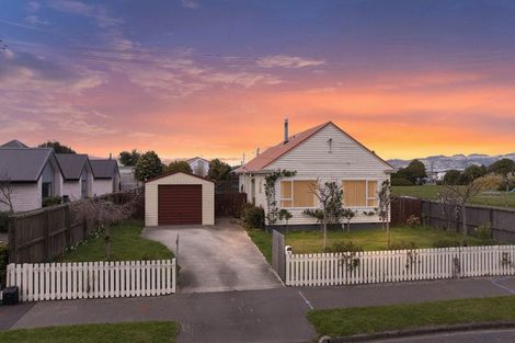 Photo of property in 21 Symes Road, Wigram, Christchurch, 8042