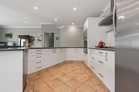 Photo of property in 17 Millthorpe Crescent, Pukete, Hamilton, 3200