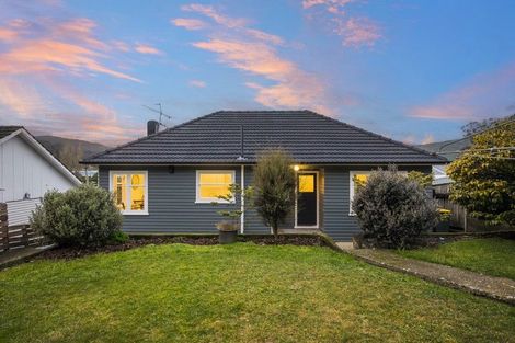 Photo of property in 53 Karaka Street, Wainuiomata, Lower Hutt, 5014