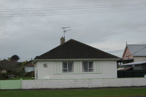 Photo of property in 8 Browne Street, Waitara, 4320
