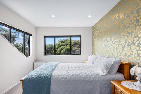 Photo of property in 41e Salisbury Road, Birkdale, Auckland, 0626