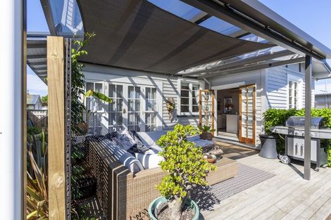 Photo of property in 706 Methuen Street, Saint Leonards, Hastings, 4120