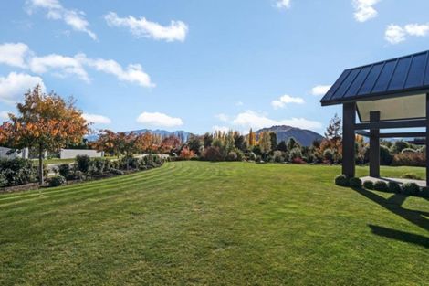 Photo of property in 14 Waimana Place, Wanaka, 9305