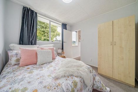 Photo of property in 14a Hawthorn Crescent, Stokes Valley, Lower Hutt, 5019