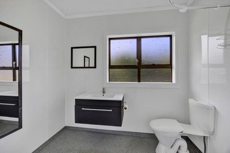 Photo of property in 3 Hickey Place, Opunake, 4616