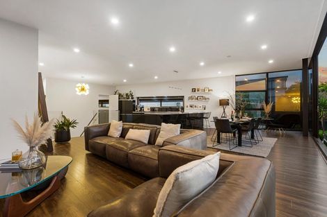 Photo of property in 5 Remuremu Street, Long Bay, Auckland, 0630