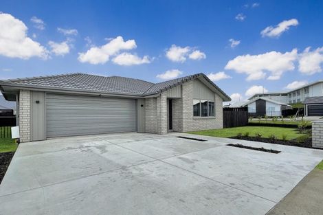 Photo of property in 15 Aspen Grove, Fernhill, Queenstown, 9300