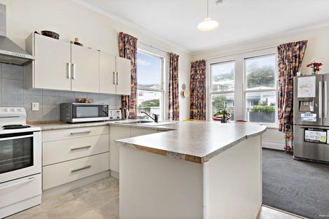 Photo of property in 4/110 Clyde Street, Island Bay, Wellington, 6023