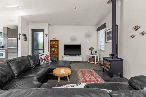 Photo of property in 6a Kauri Street, Taradale, Napier, 4112