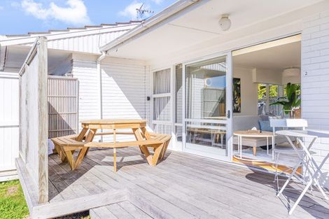 Photo of property in 2/7 Onepoto Road, Hauraki, Auckland, 0622