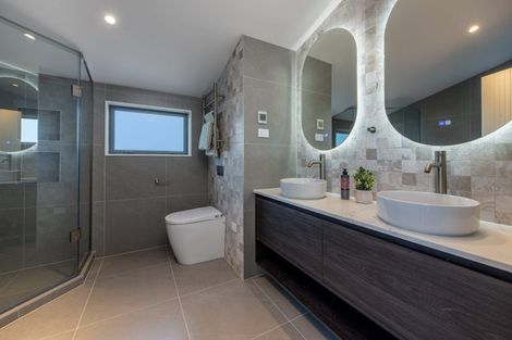 Photo of property in 12a Kowhai Road, Campbells Bay, Auckland, 0630