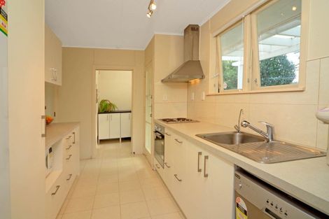 Photo of property in 1 Segedin Place, Glenfield, Auckland, 0629