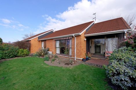 Photo of property in 6 Ostend Place, Avonhead, Christchurch, 8042