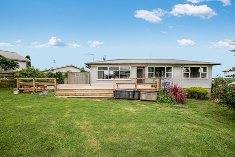 Photo of property in 4 Capella Place, Manurewa, Auckland, 2102