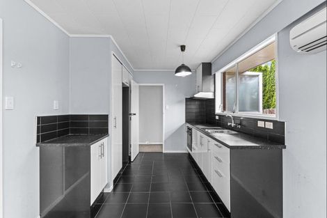 Photo of property in 162 Omata Road, Blagdon, New Plymouth, 4310