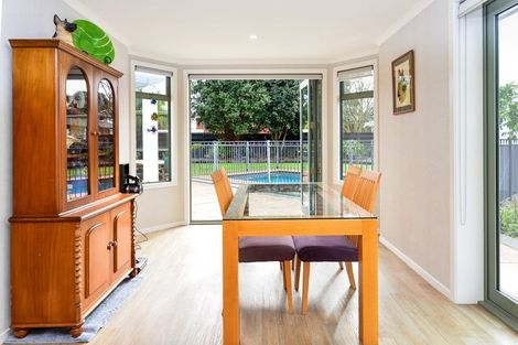 Photo of property in 37 Glen Lynne Avenue, Queenwood, Hamilton, 3210