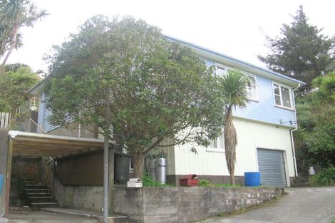 Photo of property in 23 Houghton Bay Road, Houghton Bay, Wellington, 6023