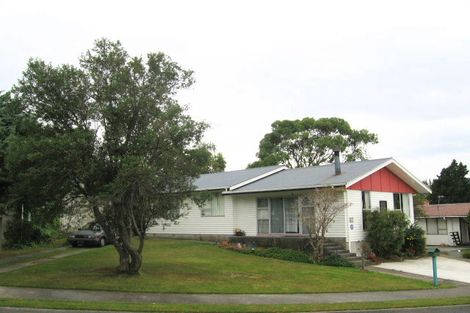 Photo of property in 44 Aniseed Grove, Timberlea, Upper Hutt, 5018
