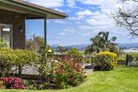 Photo of property in 130 Point View Drive, East Tamaki Heights, Auckland, 2016