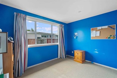 Photo of property in 51 Winters Road, Redwood, Christchurch, 8051