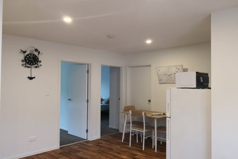 Photo of property in 3 Julia Place, Totara Vale, Auckland, 0629