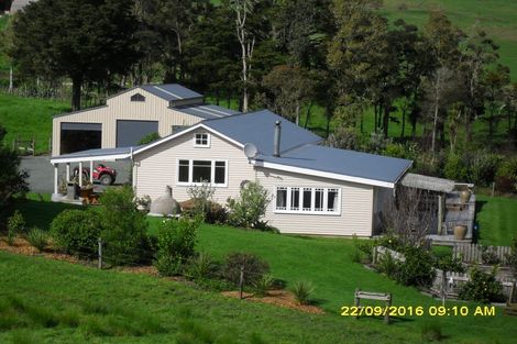 Photo of property in 364 Oneriri Road, Kaiwaka, 0573