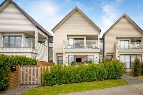 Photo of property in 10 Arran Point Parade, Orewa, 0931