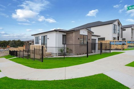 Photo of property in 76 Tir Conaill Avenue, Flat Bush, Auckland, 2019