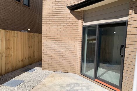 Photo of property in 9c Jillteresa Crescent, Half Moon Bay, Auckland, 2012