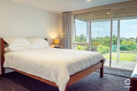 Photo of property in 152 Oceanview Road, Mount Maunganui, 3116