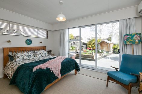 Photo of property in 4 Ashford Place, Havelock North, 4130