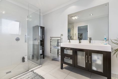 Photo of property in 34 Manhattan Rise, Orewa, 0931